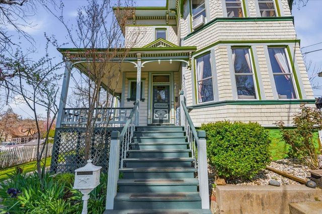 220 Colfax Ave, Grass Valley, CA 95945