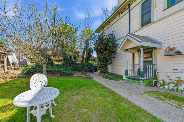 220 Colfax Ave, Grass Valley, CA 95945