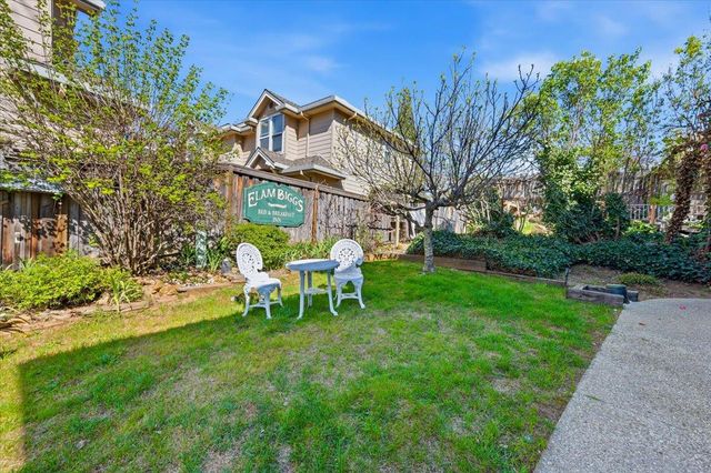 220 Colfax Ave, Grass Valley, CA 95945