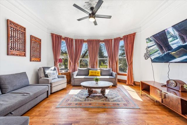 220 Colfax Ave, Grass Valley, CA 95945