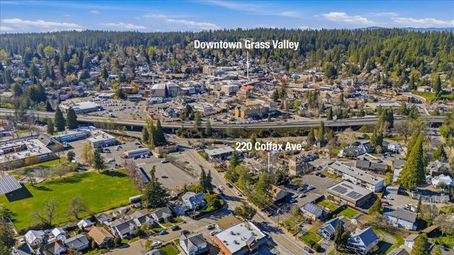 220 Colfax Ave, Grass Valley, CA 95945