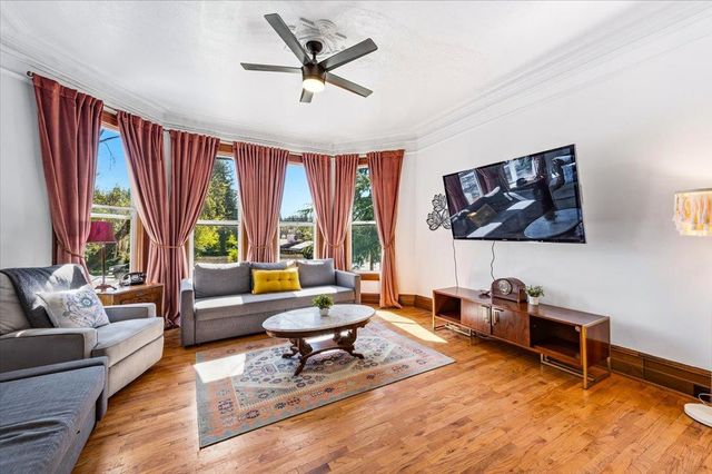 220 Colfax Ave, Grass Valley, CA 95945