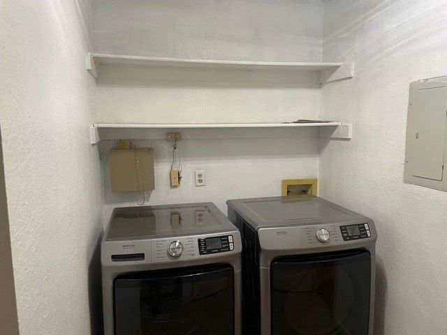 336 Melrose Drive 21C, Richardson, TX 75080