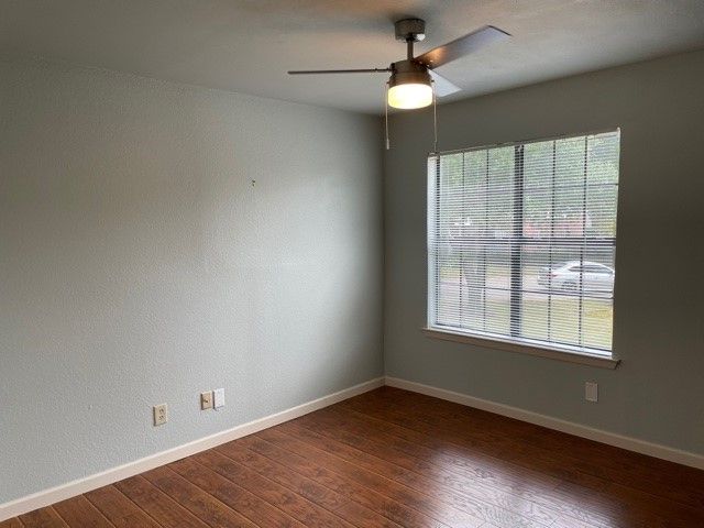 336 Melrose Drive 21C, Richardson, TX 75080