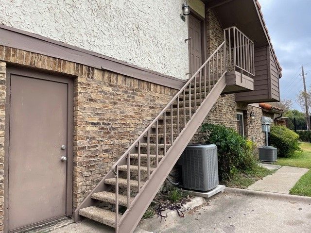 336 Melrose Drive 21C, Richardson, TX 75080