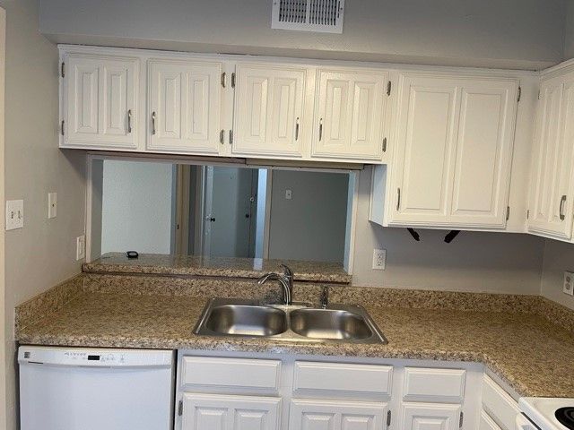 336 Melrose Drive 21C, Richardson, TX 75080
