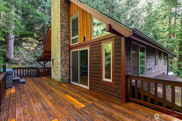 22 Berry Wood Place, Bellingham, WA 98229