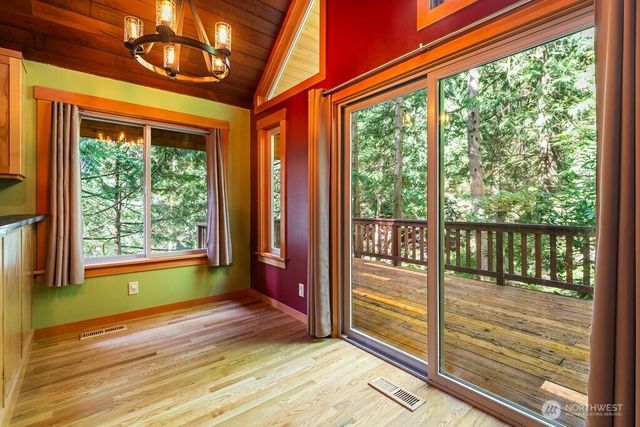 22 Berry Wood Place, Bellingham, WA 98229