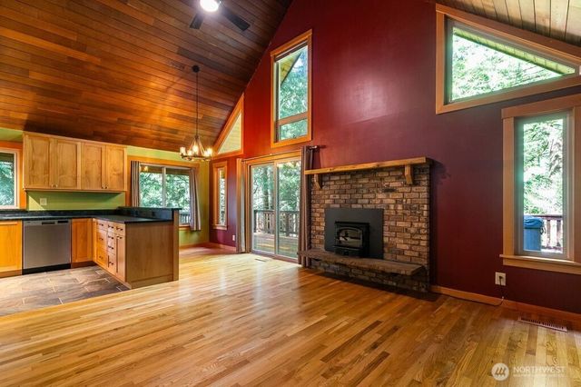 22 Berry Wood Place, Bellingham, WA 98229