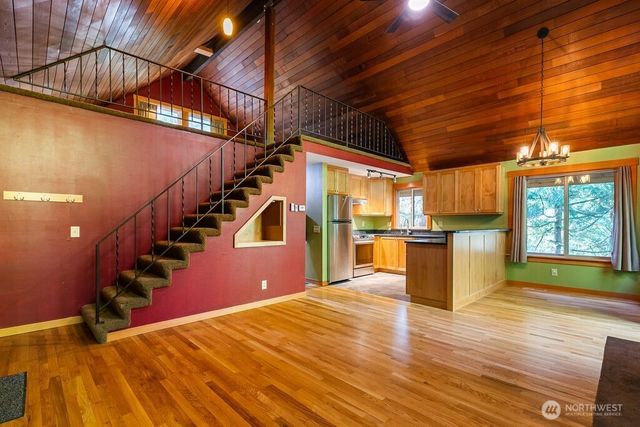 22 Berry Wood Place, Bellingham, WA 98229