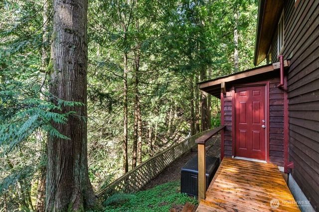 22 Berry Wood Place, Bellingham, WA 98229