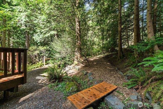 22 Berry Wood Place, Bellingham, WA 98229