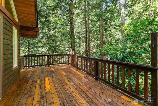 22 Berry Wood Place, Bellingham, WA 98229