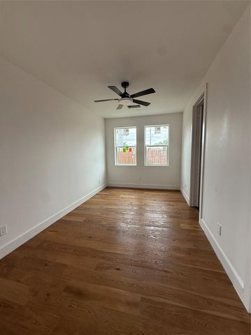 2210 Brackenridge Street, Houston, TX 77026