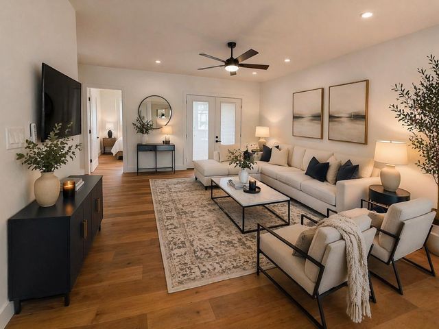 2210 Brackenridge Street, Houston, TX 77026