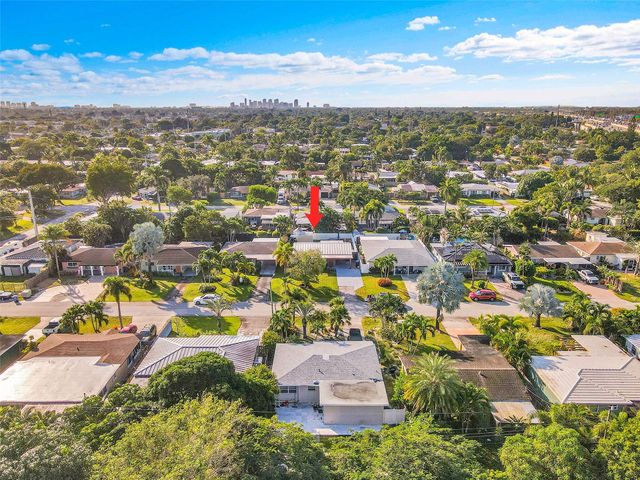 380 NW 47th Ct, Fort Lauderdale, FL 33309