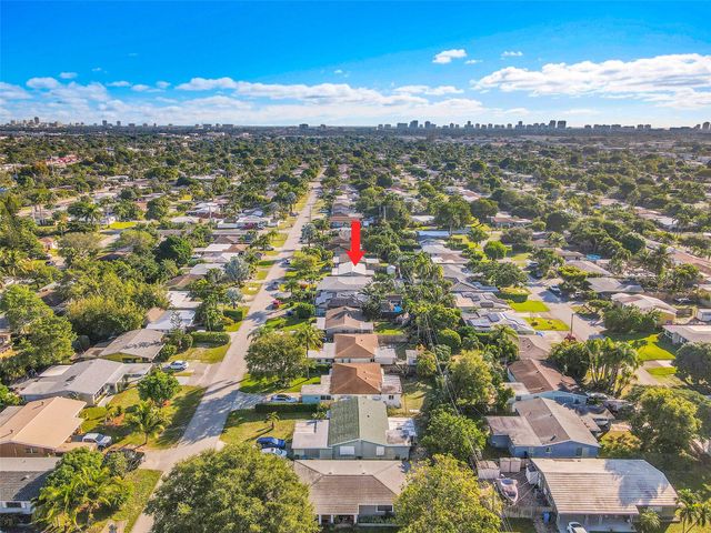 380 NW 47th Ct, Fort Lauderdale, FL 33309