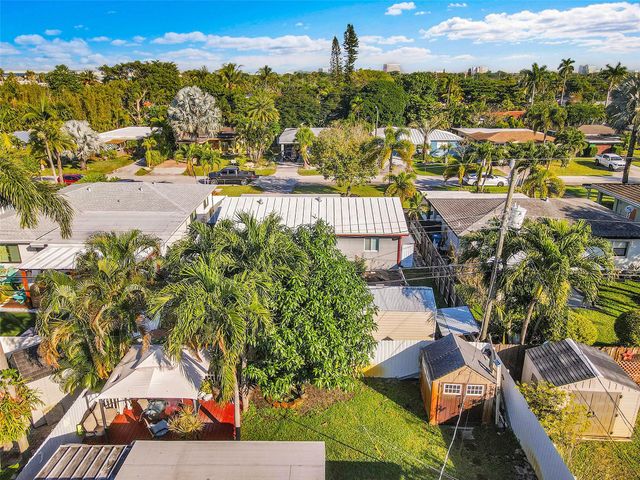 380 NW 47th Ct, Fort Lauderdale, FL 33309