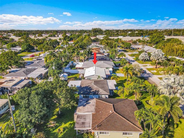 380 NW 47th Ct, Fort Lauderdale, FL 33309