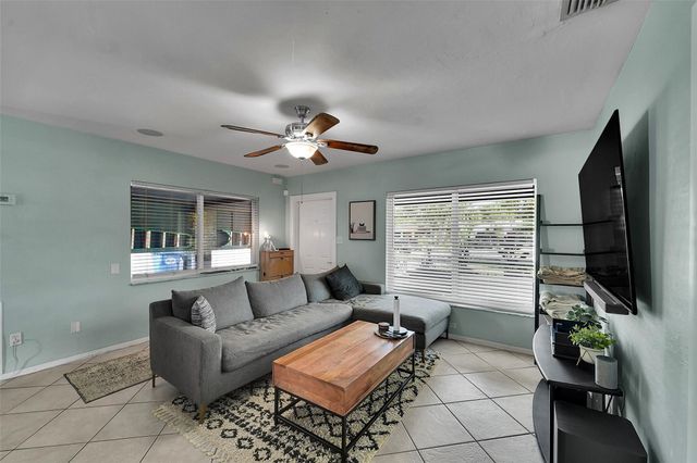 380 NW 47th Ct, Fort Lauderdale, FL 33309