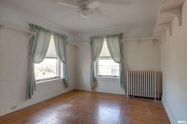 110 WEST Avenue, Quincy, IL 62301