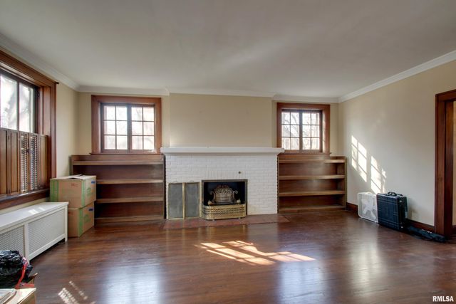 110 WEST Avenue, Quincy, IL 62301