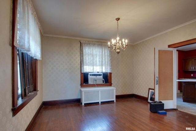 110 WEST Avenue, Quincy, IL 62301