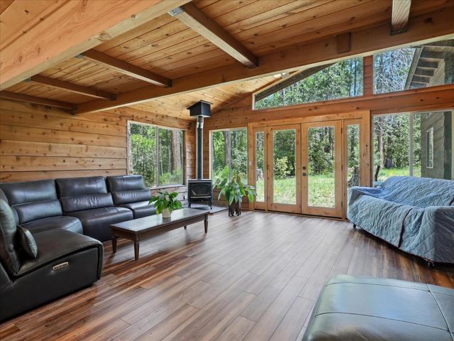 59967 Cascadel Road, North Fork, CA 93643