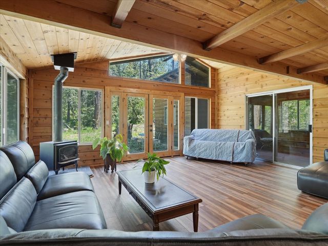 59967 Cascadel Road, North Fork, CA 93643