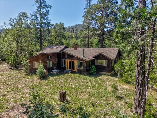 59967 Cascadel Road, North Fork, CA 93643