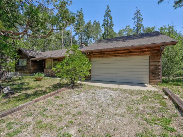 59967 Cascadel Road, North Fork, CA 93643