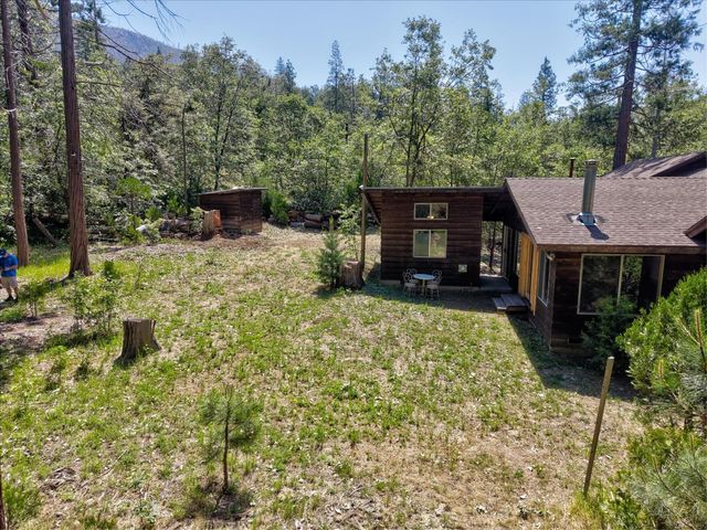 59967 Cascadel Road, North Fork, CA 93643