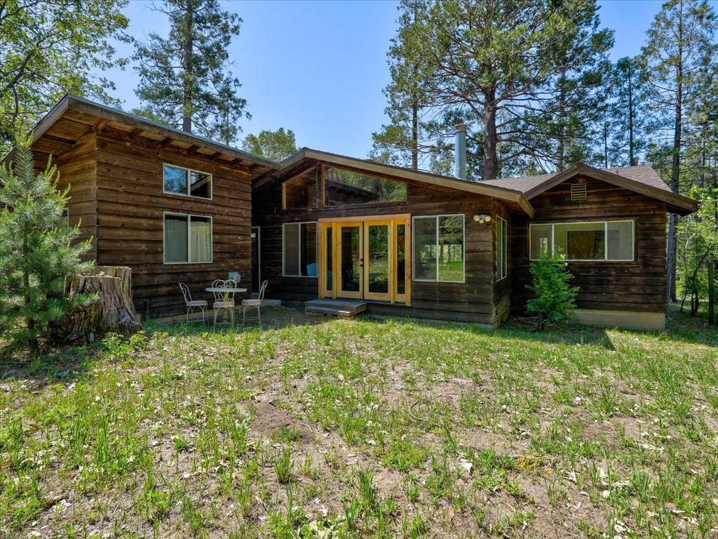 59967 Cascadel Road, North Fork, CA 93643