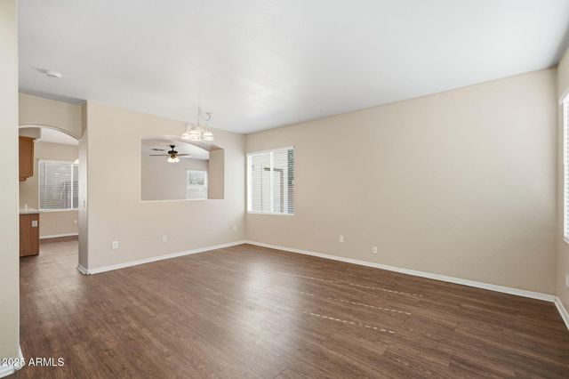 7413 S 40TH Avenue, Phoenix, AZ 85041