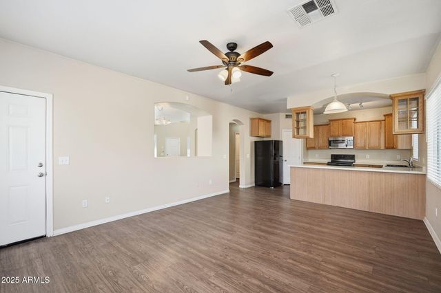 7413 S 40TH Avenue, Phoenix, AZ 85041