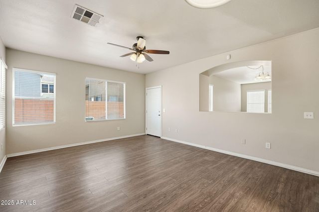 7413 S 40TH Avenue, Phoenix, AZ 85041