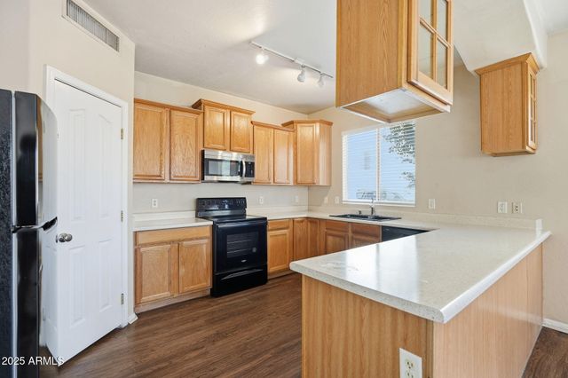 7413 S 40TH Avenue, Phoenix, AZ 85041