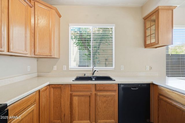 7413 S 40TH Avenue, Phoenix, AZ 85041