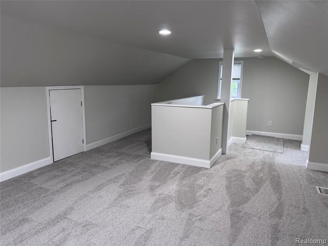 8700 W 7 Mile Road, Detroit, MI 48221