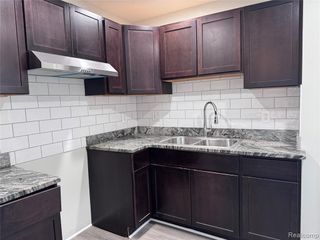 8700 W 7 Mile Road, Detroit, MI 48221