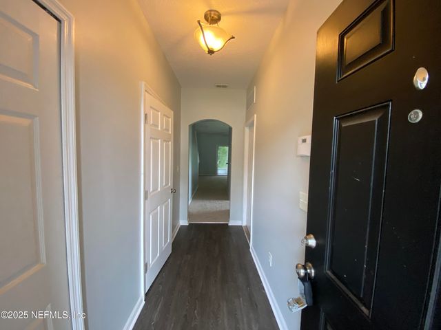 8692 TOWER FALLS Drive, Jacksonville, FL 32244