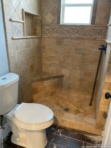 139 E BAYLOR, San Antonio, TX 78204