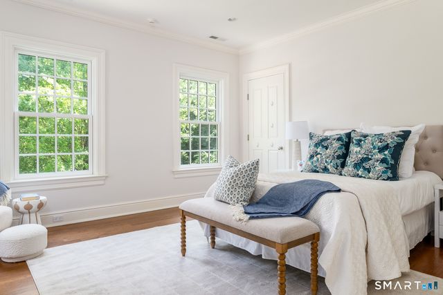 24 Stillman Lane, Greenwich, CT 06831