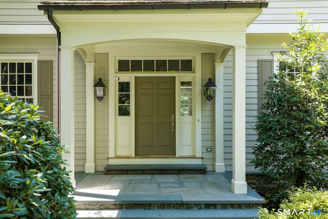 24 Stillman Lane, Greenwich, CT 06831