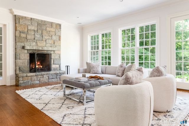 24 Stillman Lane, Greenwich, CT 06831