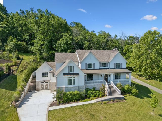 1019 Stockett Dr, Nashville, TN 37221