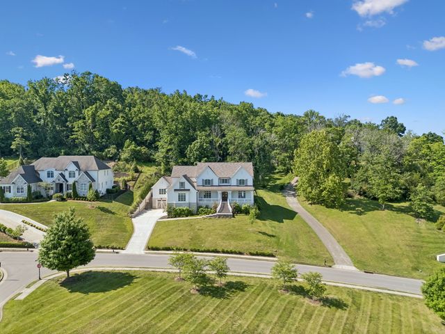 1019 Stockett Dr, Nashville, TN 37221