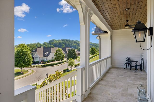 1019 Stockett Dr, Nashville, TN 37221