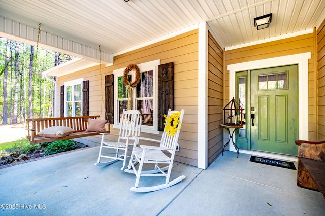 130 Cambridge Lane, West End, NC 27376