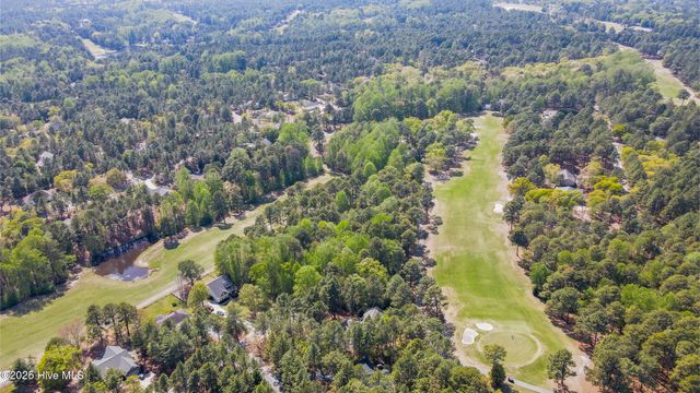 130 Cambridge Lane, West End, NC 27376